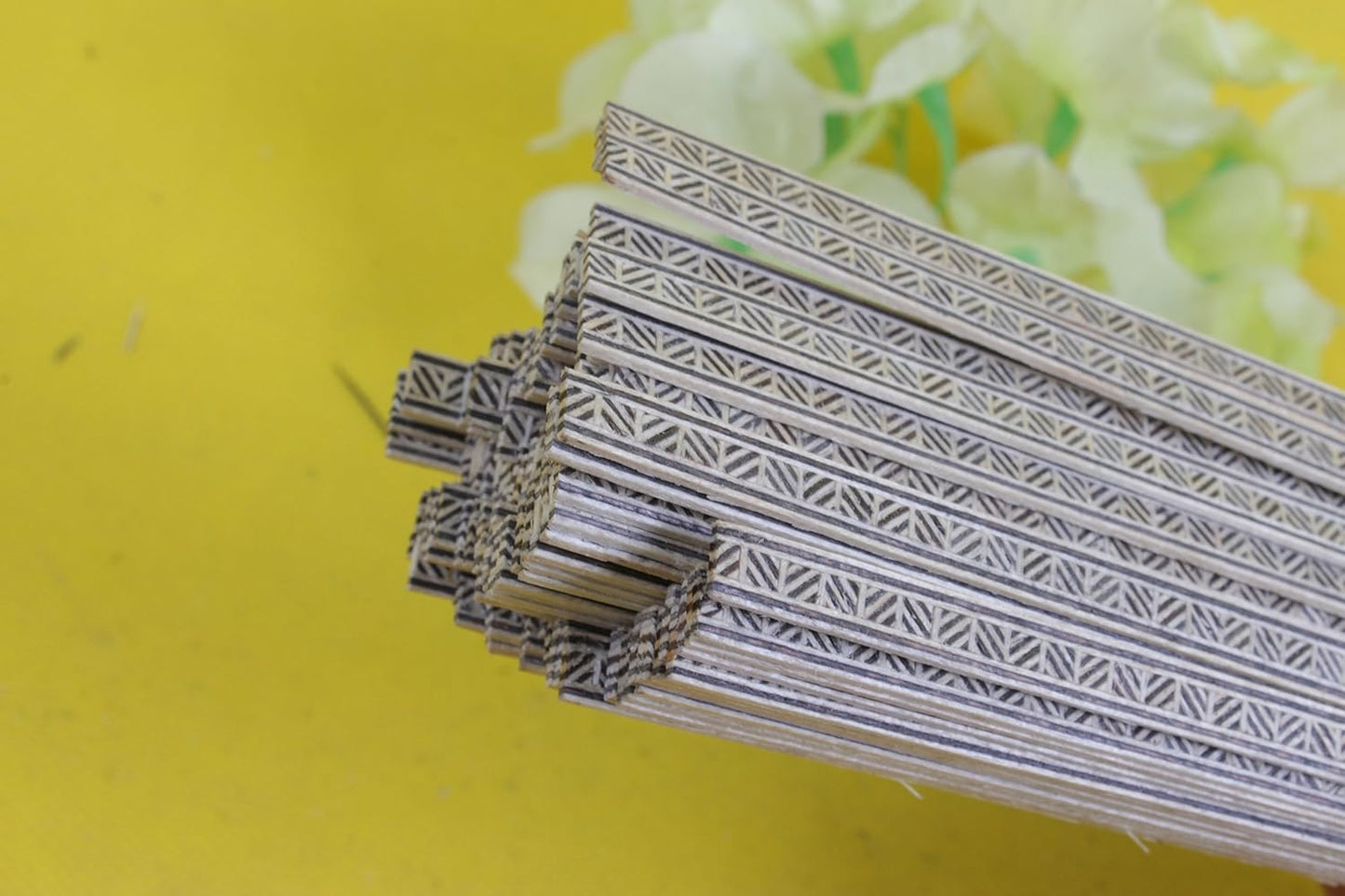 25X Guitar Strip Inlay Guitar Luthier Figured Purfling Guitar Parts Wood Inlay Binding 640X5.5X1.0Mm #61