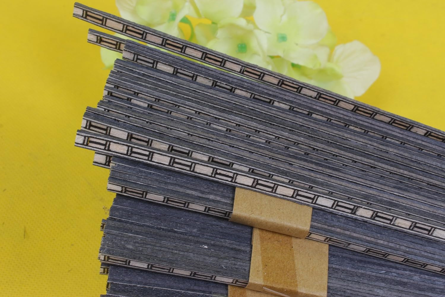 20X Guitar Strip Inlay Guitar Luthier Figured Purfling Guitar Parts Body Binding Wood Inlay 640X6X1.0Mm #63