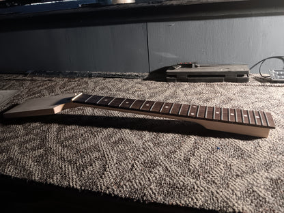 Yinfente Customize 22.5 Inch scale electric Paddle headstock Guitar Neck 22 Fret Short Scale Guitar Neck