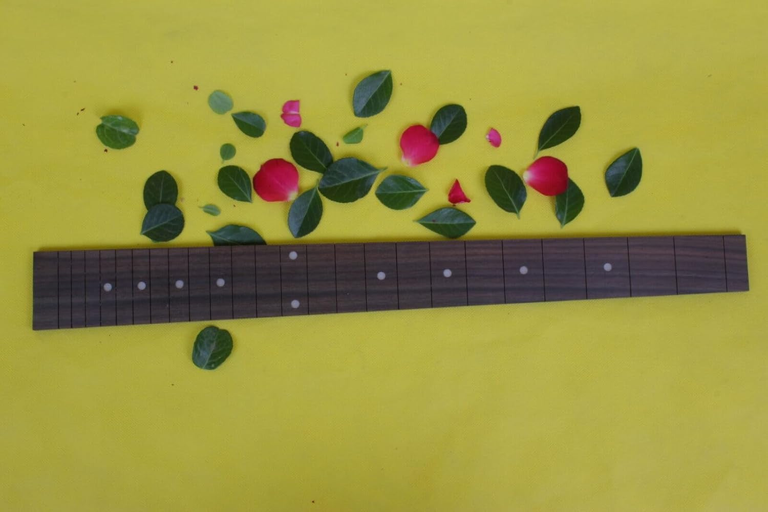 22 Fret Electric Guitar Fingerboard Rosewood Fretboard for Guitar Replacement Parts Dots Inlay (Gtzb-003)