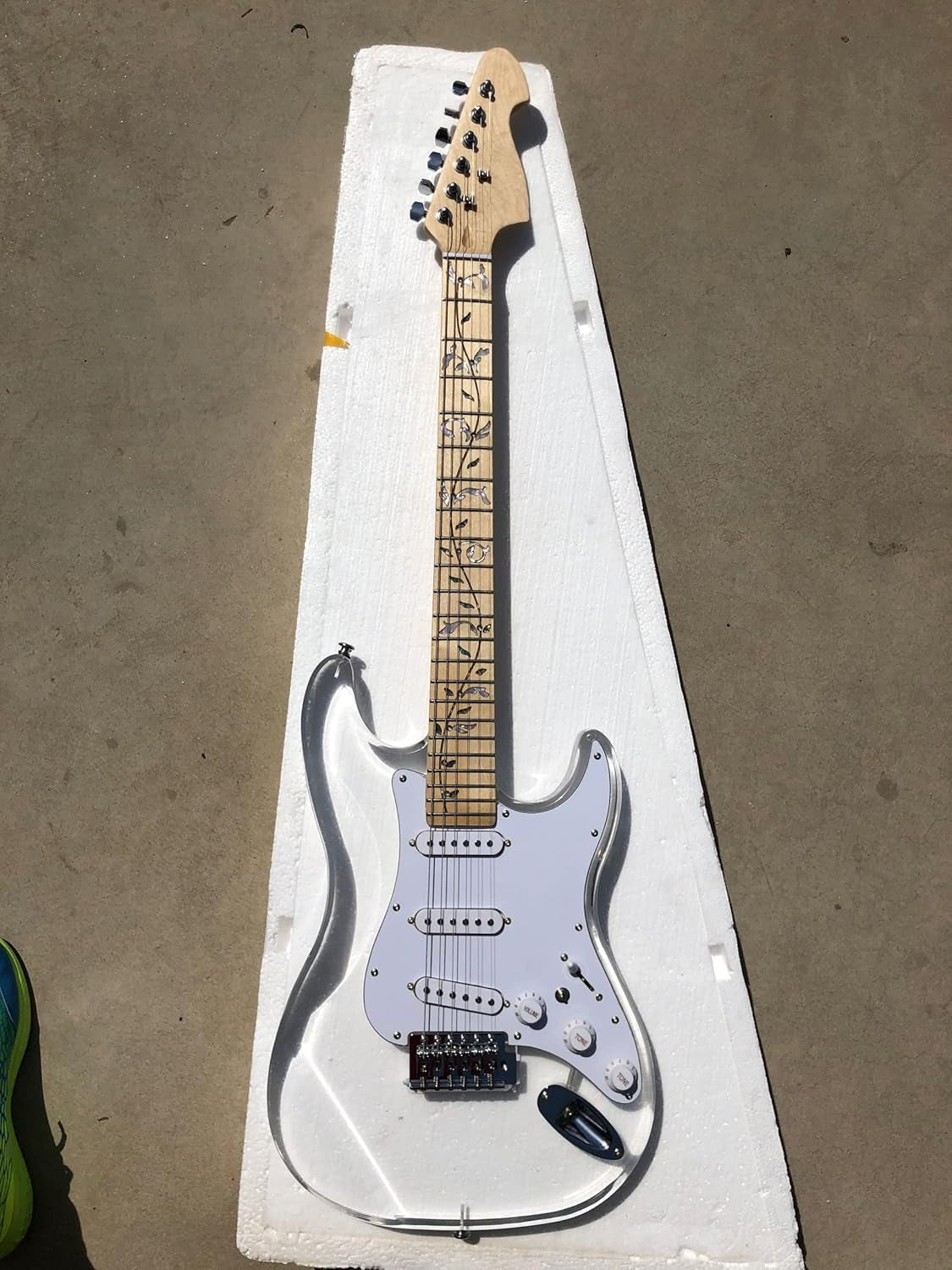 39Inch Electric Guitar Kit Transparent Acrylic Guitar,Full Size Solid Body for Beginners with Maple Neck Rosewood Fretboard& LED Light Blue,Strap,Tremolo Bra, Cable,Picks SSS