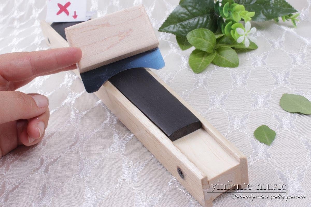 3/4 4/4 Violin Fingerboard Hold Clamp Scraper Violin Making Luthier Tools Solid Wood Steel Blade (Scraper + Clamp)