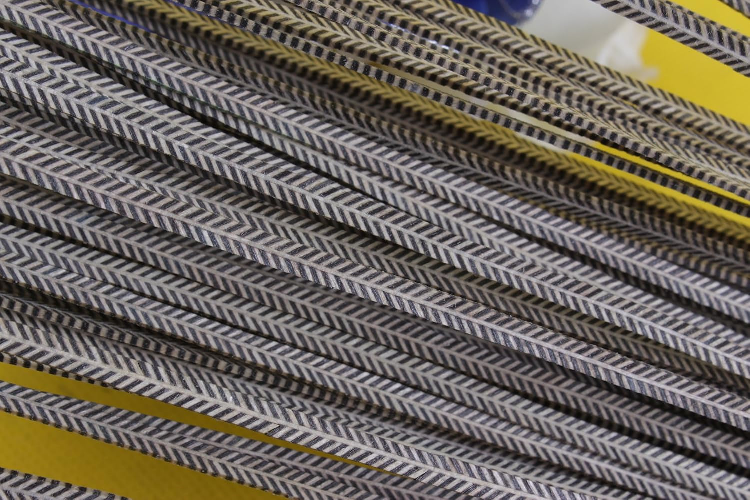 20X Guitar Strip Inlay Guitar Luthier Purfling Guitar Parts Wood Binding Inlay 640X3X1.0Mm #62