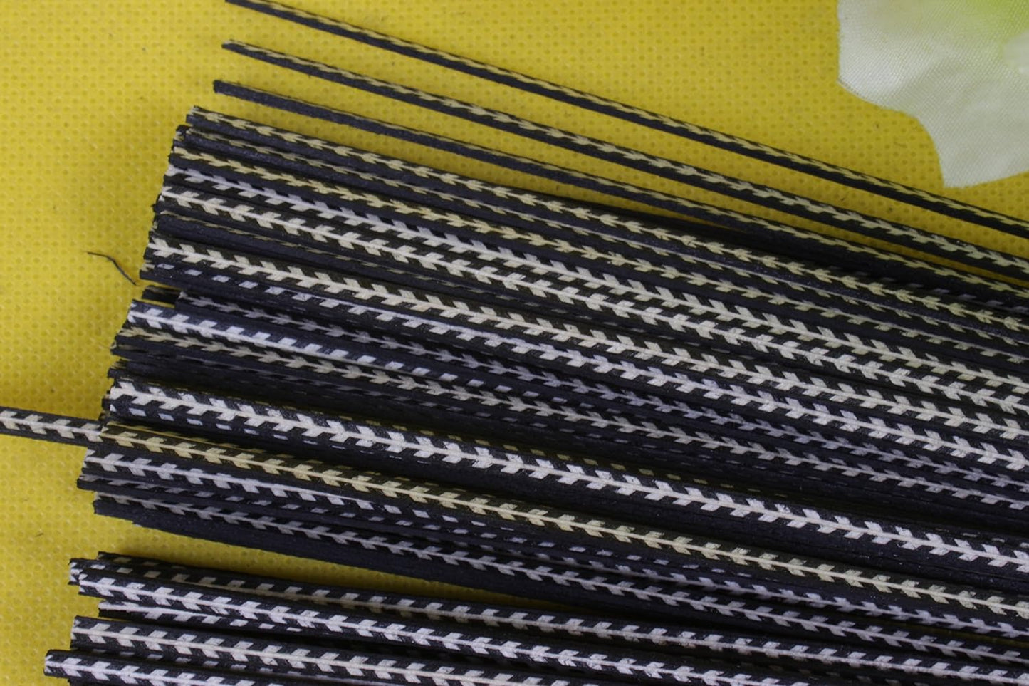 25X Guitar Strip Inlay Guitar LUTHIER FIGURED PURFLING GUITAR Body BINDING Wood 880X3.5X1.5Mm #57