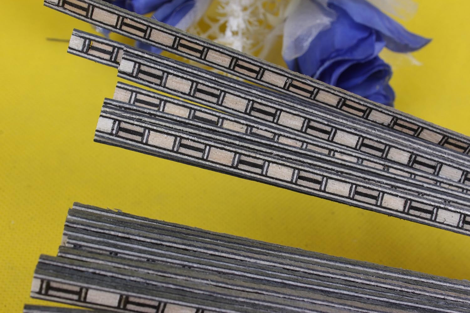 20X Guitar Strip Inlay Guitar Luthier Figured Purfling Guitar Parts Body Binding Wood Inlay 640X6X1.0Mm #63