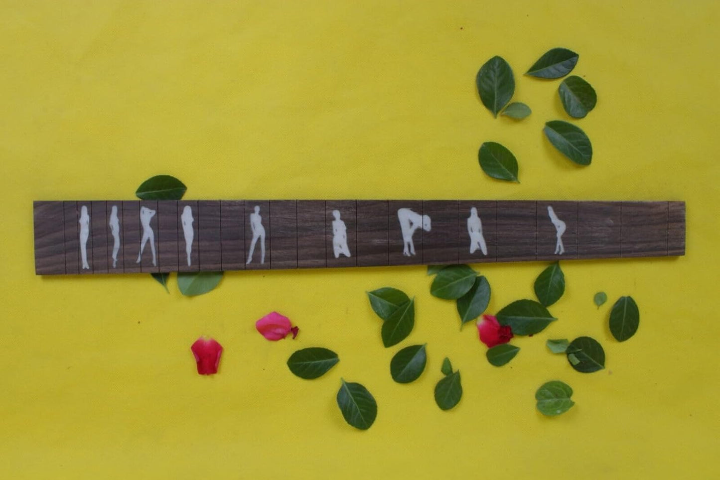 22 Fret Electric Guitar Fingerboard Rosewood Fretboard for Guitar Replacement Parts 25.5 Inch Beautiful Woman Inlay DIY Unfinished (Gtzb-010)
