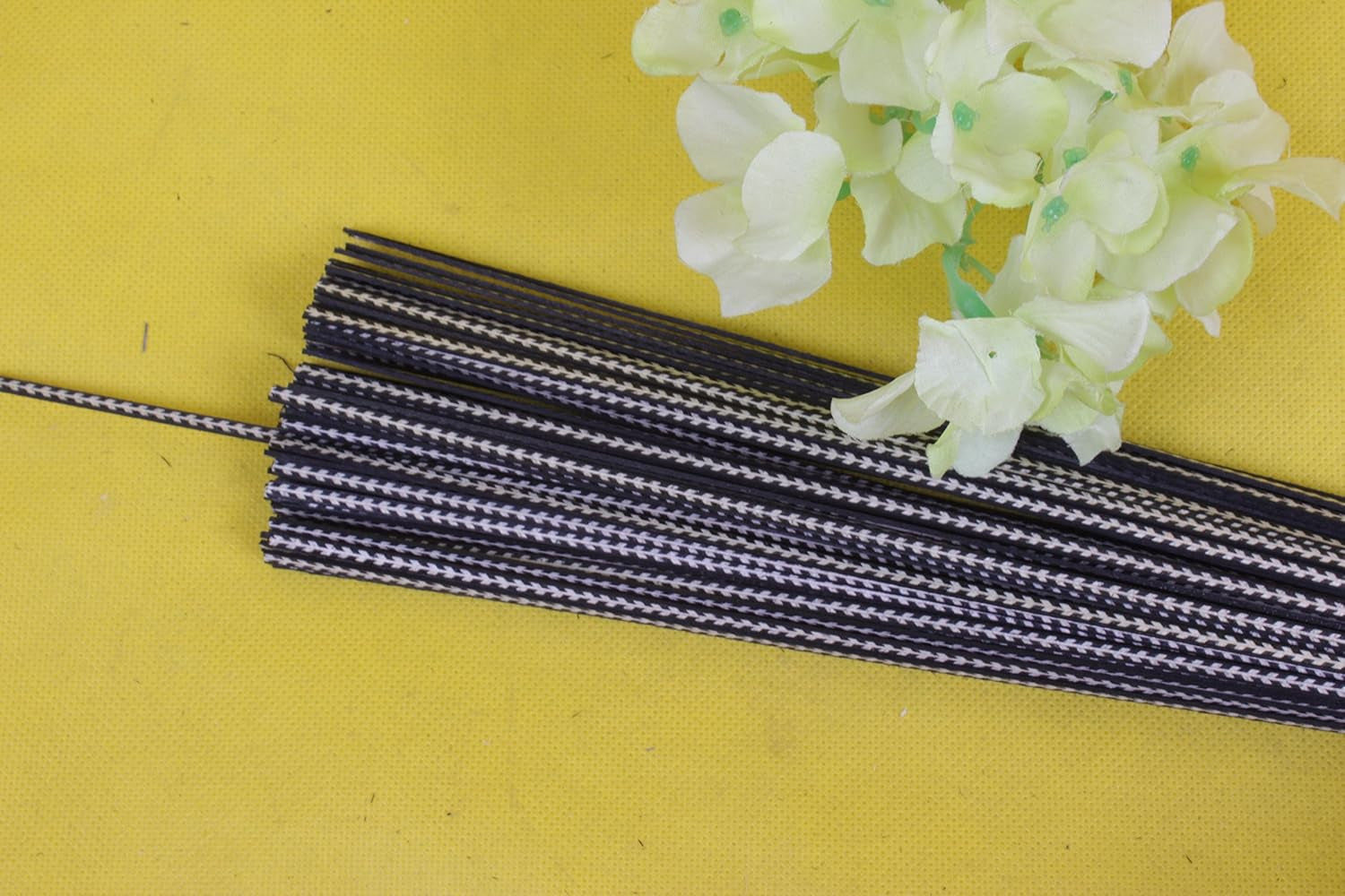 25X Guitar Strip Inlay Guitar LUTHIER FIGURED PURFLING GUITAR Body BINDING Wood 880X3.5X1.5Mm #57