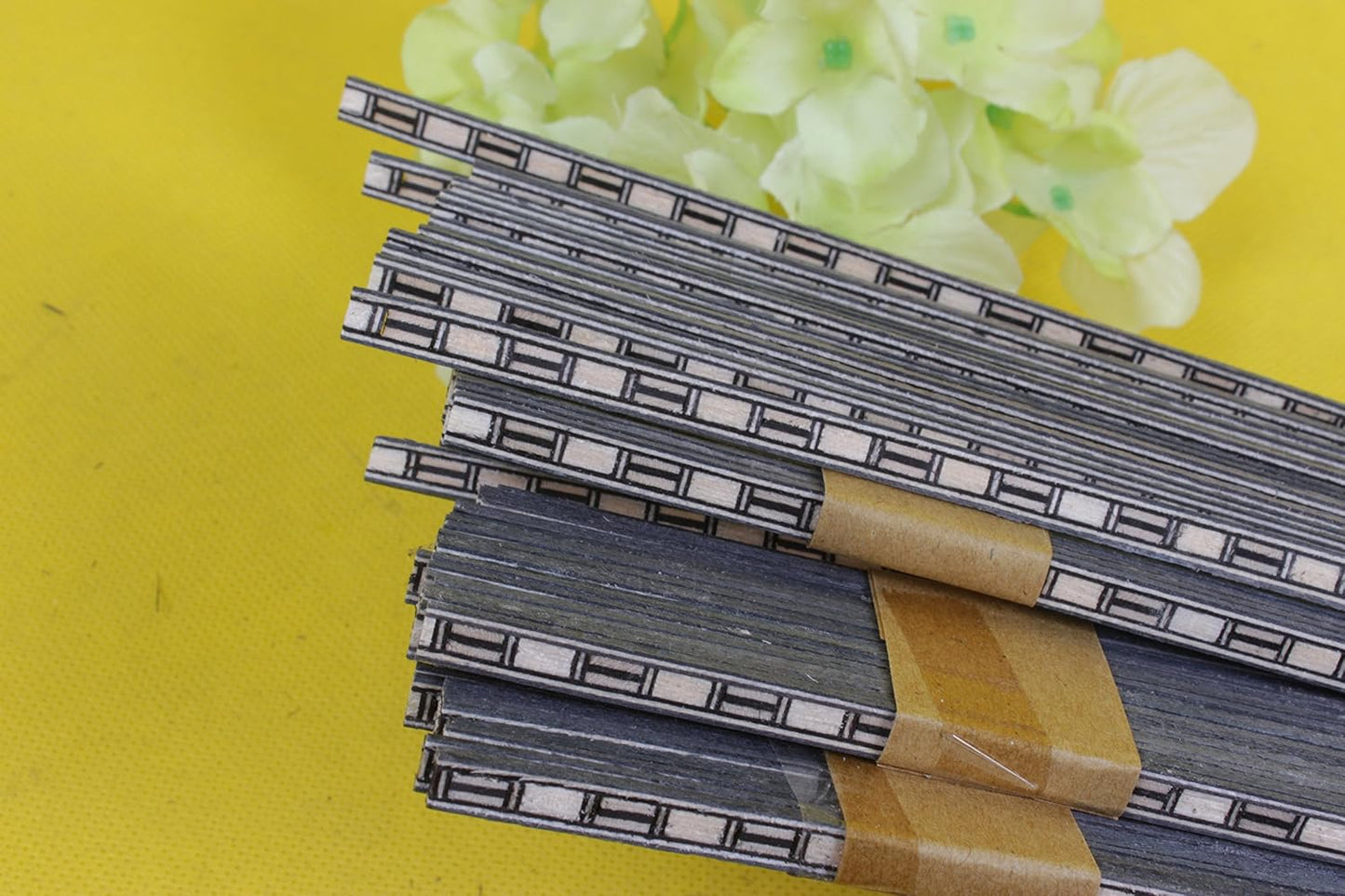 20X Guitar Strip Inlay Guitar Luthier Figured Purfling Guitar Parts Body Binding Wood Inlay 640X6X1.0Mm #63