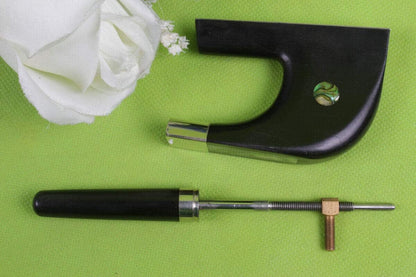 1Set 3/4 Upright Bass Bow Frog Screw German Bow Tip High Handle Bow Parts (Germanbow-Frog)