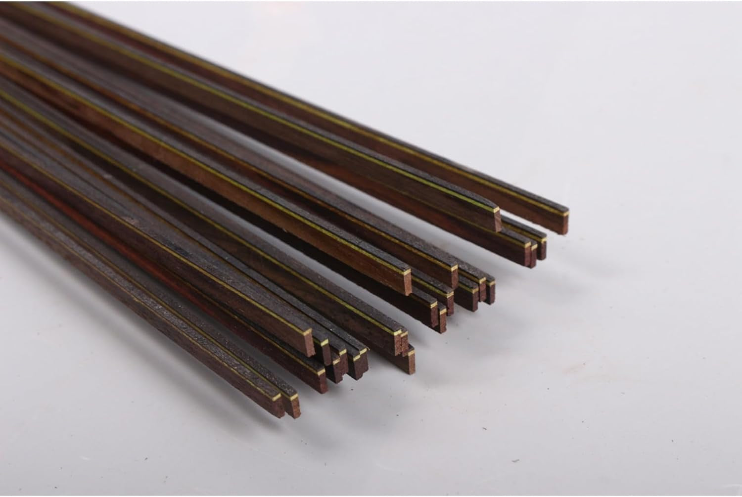 25 PCS Guitar Binding Purfling Strip Marquetry Inlay for Guitar Parts,Rosewood Material(840X6X1.5Mm)