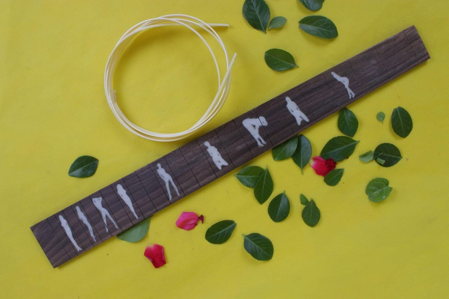 22 Fret Electric Guitar Fingerboard Rosewood Fretboard for Guitar Replacement Parts 25.5 Inch Beautiful Woman Inlay DIY Unfinished (Gtzb-010)