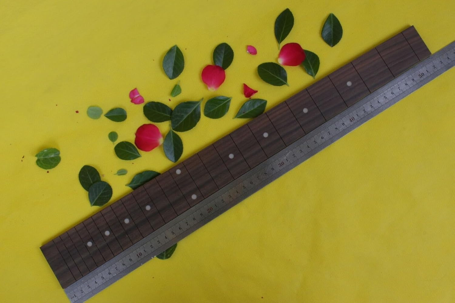 22 Fret Electric Guitar Fingerboard Rosewood Fretboard for Guitar Replacement Parts Dots Inlay (Gtzb-003)