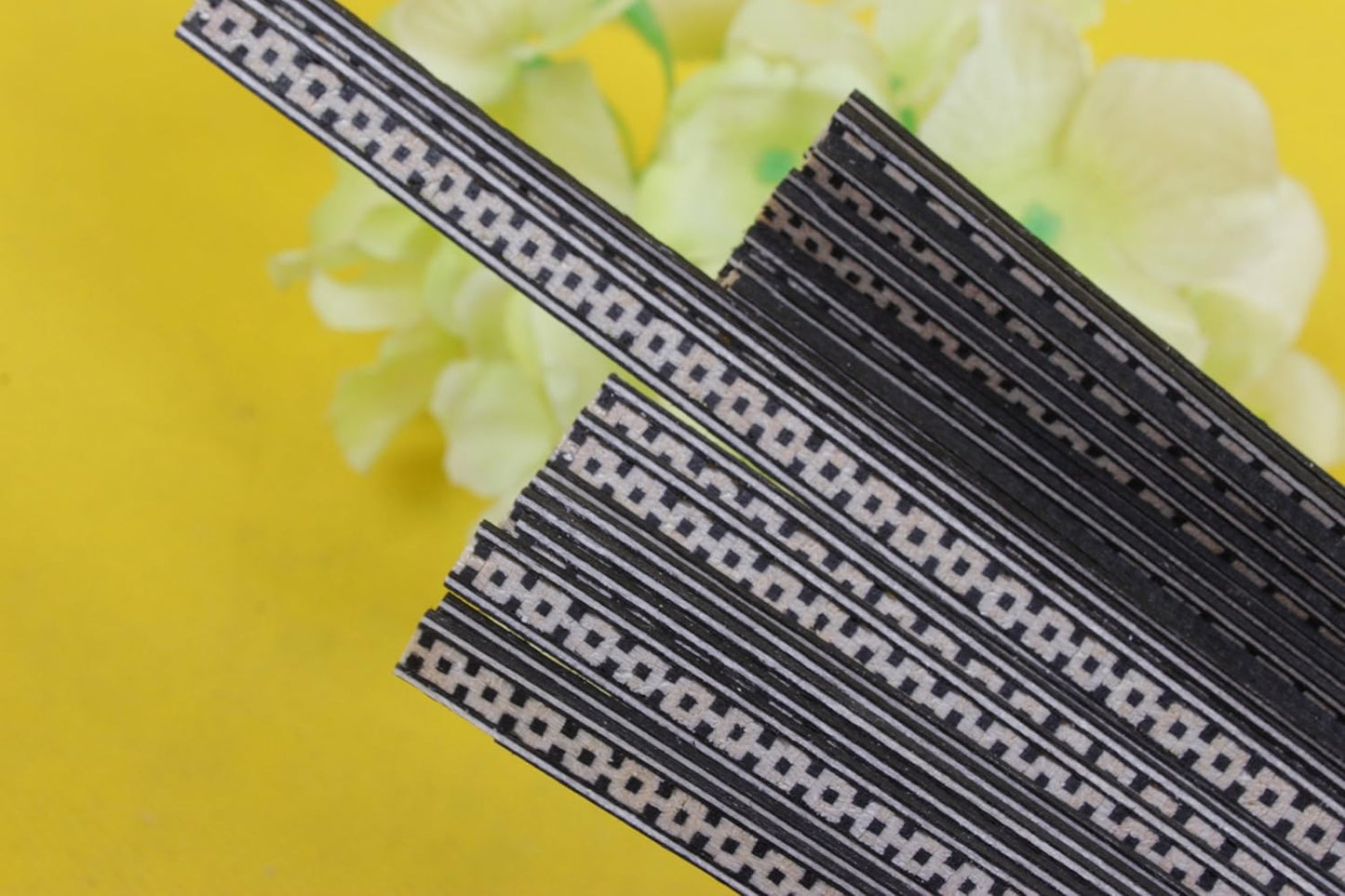 25X Guitar Strip Inlay Guitar LUTHIER FIGURED PURFLING GUITAR Body BINDING Wood 640X6X1.0Mm #58