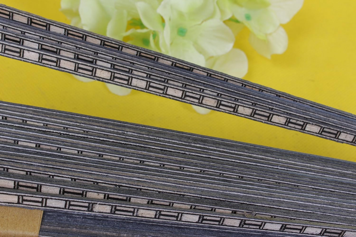 20X Guitar Strip Inlay Guitar Luthier Figured Purfling Guitar Parts Body Binding Wood Inlay 640X6X1.0Mm #63
